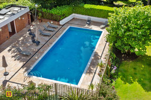 pool- click for photo gallery